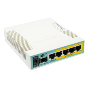 Маршрутизатор MikroTik RouterBOARD RB960PGS hEX PoE (800MHz/128Mb, 1xUSB, 5х1000Мбит, Passive PoE) Маршрутизатор MikroTik RouterBOARD RB960PGS hEX PoE (800MHz/128Mb, 1xUSB, 5х1000Мбит, Passive PoE)