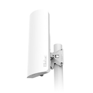 Точка доступа с антенной MikroTik mANTBox 52 15s (RBD22UGS-5HPacD2HnD-15S) (1хGE, 1xSFP, 12dBi/2GHz, 15dBi/5GHz) Точка доступа с антенной MikroTik mANTBox 52 15s (RBD22UGS-5HPacD2HnD-15S) (1хGE, 1xSFP, 12dBi/2GHz, 15dBi/5GHz)